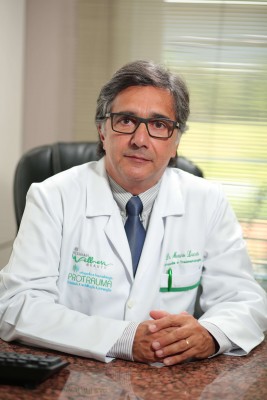 Retrato de Dr. Mauro De Oliveira Lucas